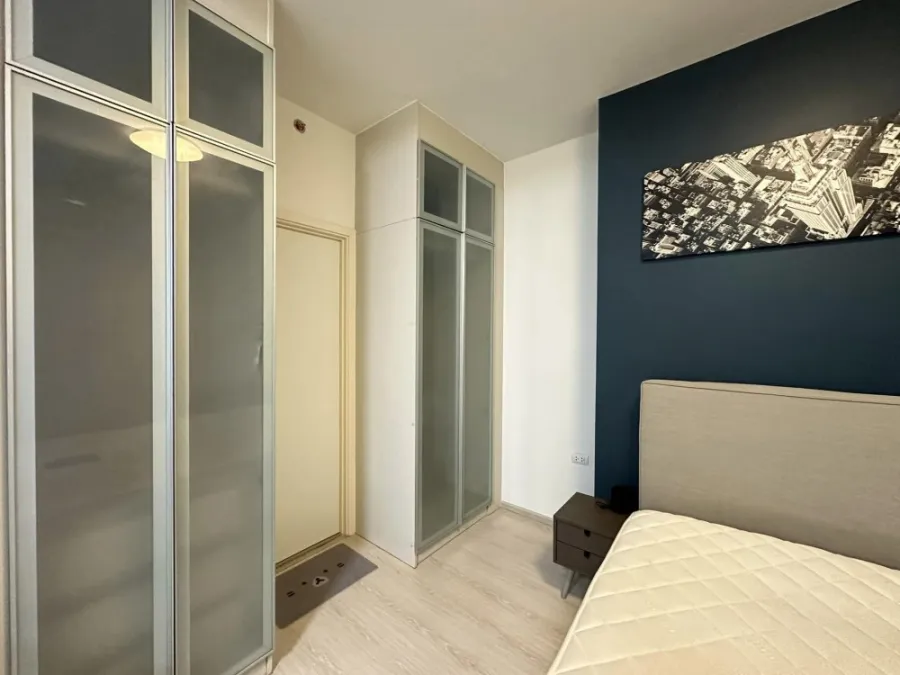 For sale Chapter One Eco Ratchada-Huai Khwang, corner room with privacy, very good price, must book now.