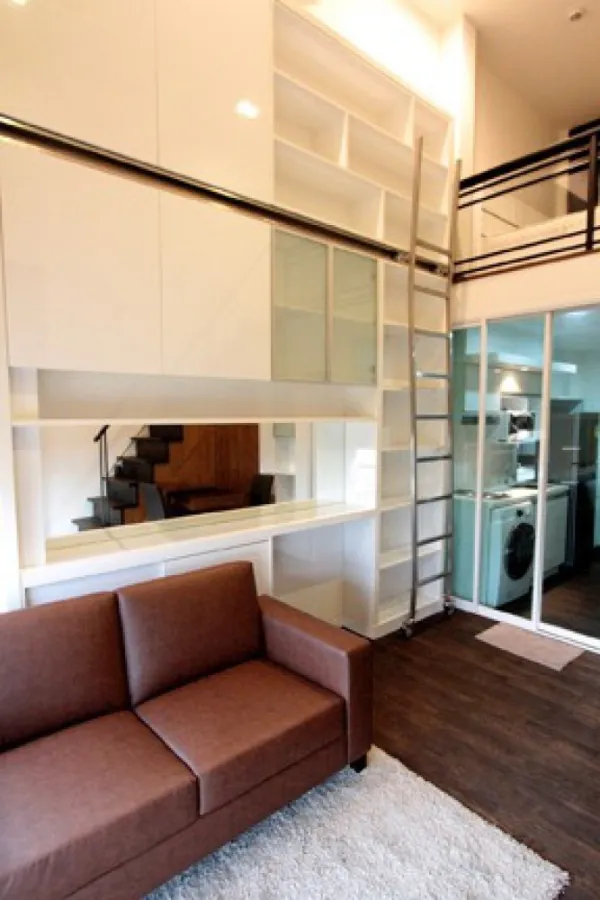 ขายด่วน!! คอนโด ไอดีโอ มอร์ฟ 38 ห้องแบบ Duplex ตกแต่งสวย วิวดี ใกล้ BTS ทองหล่อ ห้ามพลาด!!