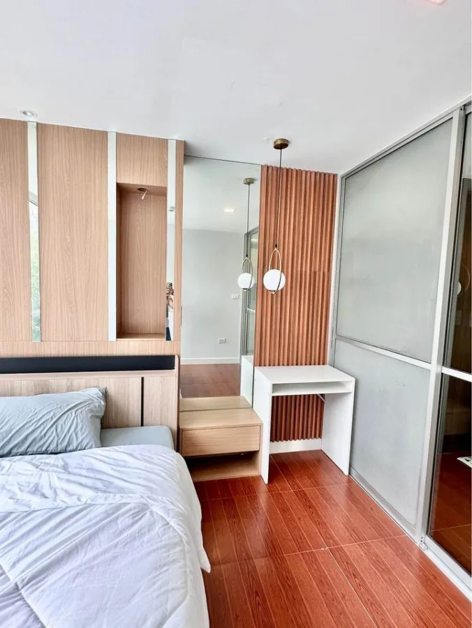 Condo for sale, The Cube Ramkhamhaeng, bright room, easy to look at. Fully built-in If you don't reserve, you'll miss it.