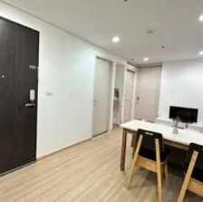 For rent, House 23 Ratchada-Ladprao, 8th floor, spacious room, comfortable, ready to move in immediately, book now, hurry up.