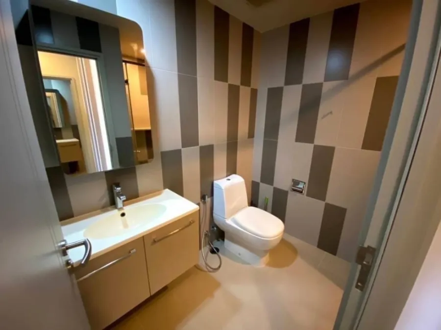 ให้เช่า ออนิกซ์ พหลโยธิน ห้องชั้นสูง กั้นเป็นสัดส่วน พร้อมเฟอร์นิเจอร์ built-in อย่างดี ห้ามพลาด!!