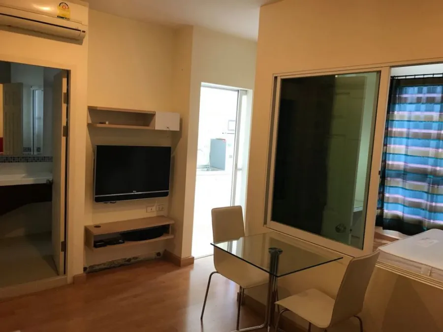 Urgent for rent !! Condo Life @ Phahon - Ari, good location, convenient transportation, near BTS Saphan Khwai, book now !!