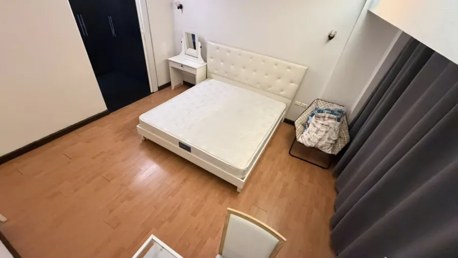 For sale/rent: Family Park Ladprao 48. Very spacious room, comfortable living, just bring your suitcase!