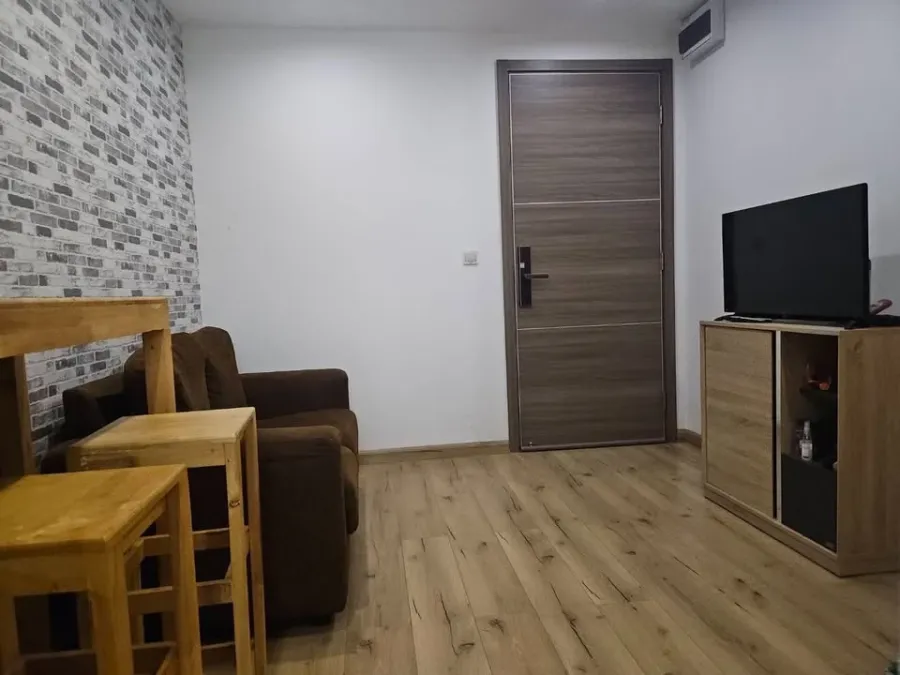 For sale: Budget Condo Tiwanon, 1 bedroom, large balcony, inside, sheltered from the sun, not hot, beautiful room, in good condition, don't miss out.
