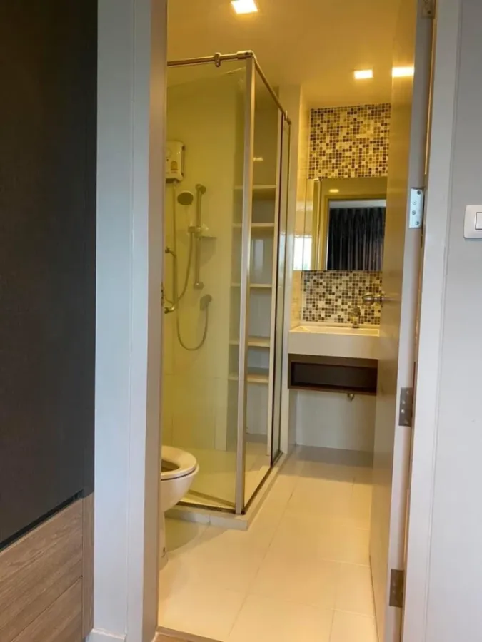 ขาย Aspen Condo Lasalle ห้องน่าอยู่ มาพร้อมเฟอร์และเครื่องใช้ไฟฟ้าที่ครบครัน จองเลย ด่วนๆ
