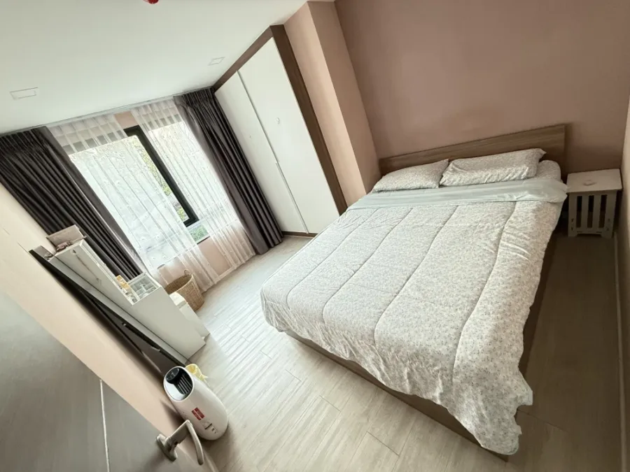 For rent: Atmoz Ladprao 71, Building B, 2nd floor, corner room, beautifully decorated, clearly divided room zones, don't miss it.