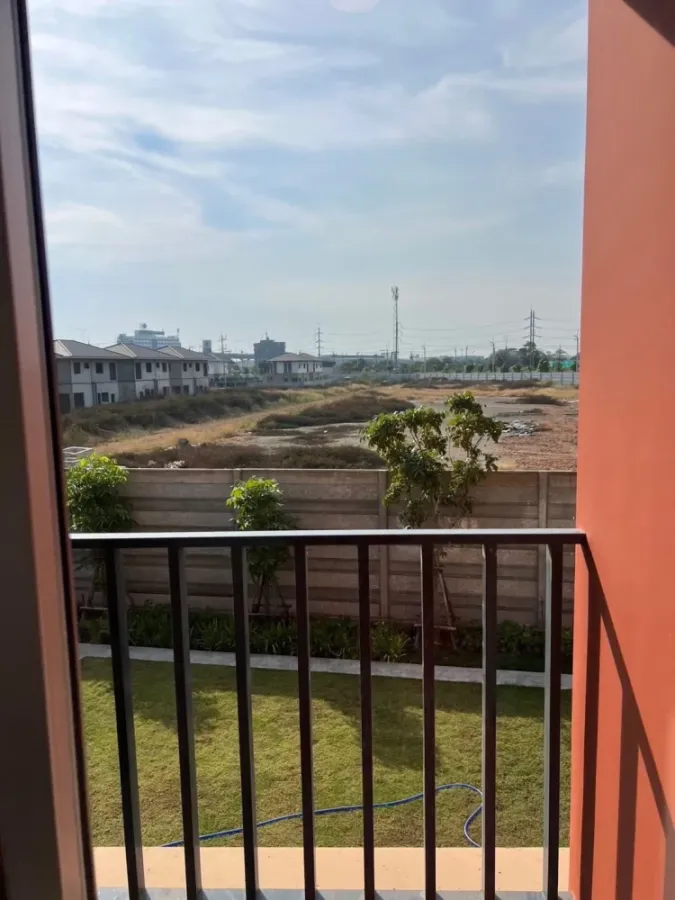 For rent, Sena Kit Condo, Bangna-Trad, Km. 29, clearly separated rooms, reasonable price, complete here, must come and book now.