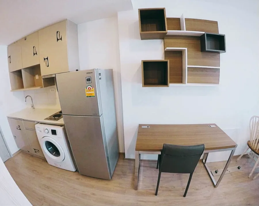 Condo for rent: IDEO Q Chula-Samyan. Spacious and comfortable unit with ample living space and complete amenities. Book now!