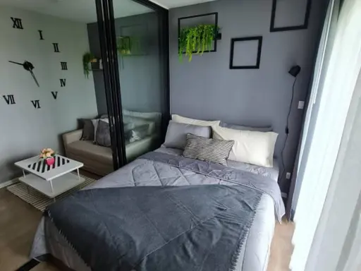 Urgent sale!! Condo at Cave Town Shift, 6th floor, Building C. Modern style decoration, beautiful and inviting. Ready to move in. Reserve now!!