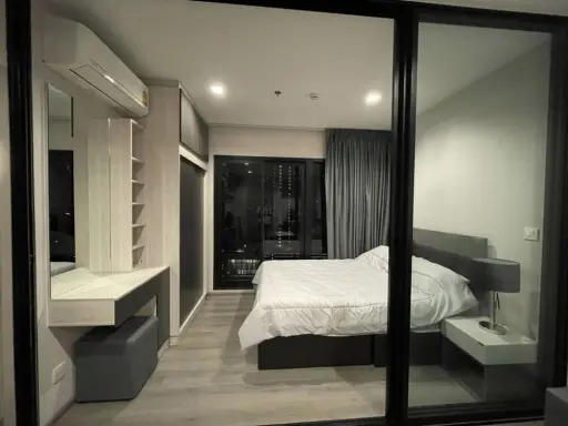 Condo for rent at The Politan Rive under the most inviting decoration. With electrical appliances. Book now. images