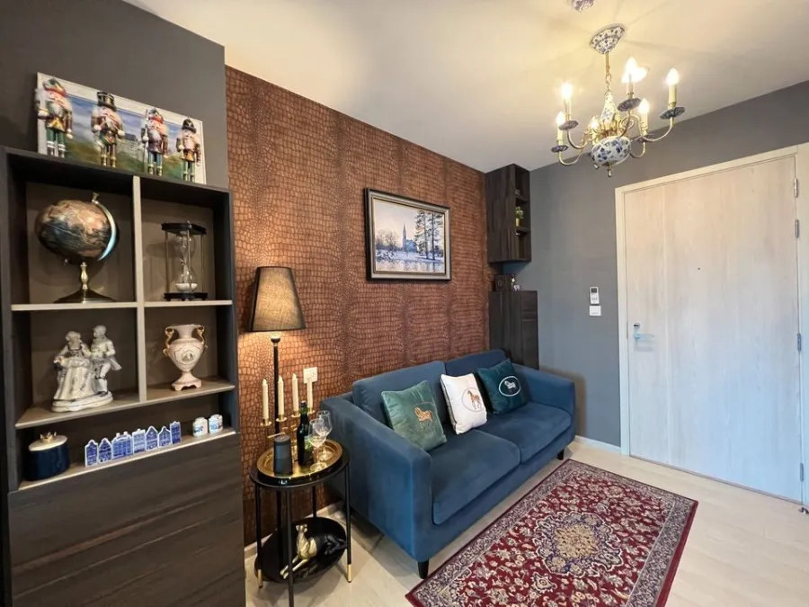For sale or rent, Life Asoke, fully decorated room. The wallpaper is very beautiful and very livable. As good as this, you must reserve quickly.