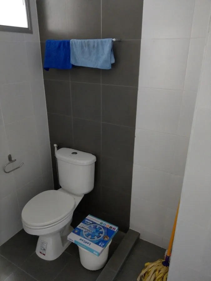 Condo for rent, U Hua Mak Station, next to the garden, cool during the day, not hot, fully furnished.