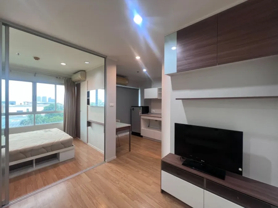 For rent: Lumpini Ville Lasalle-Barring, 7th floor, fully furnished, very livable. Book now! (Urgent!)