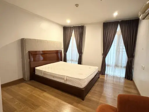 ขาย ให้เช่า คอนโด Wattana Suite ห้องกว้างขวาง มาพร้อมพื้นที่ใช้สอย สิ่งอำนวยความสะดวกครบ มาจองเลย images