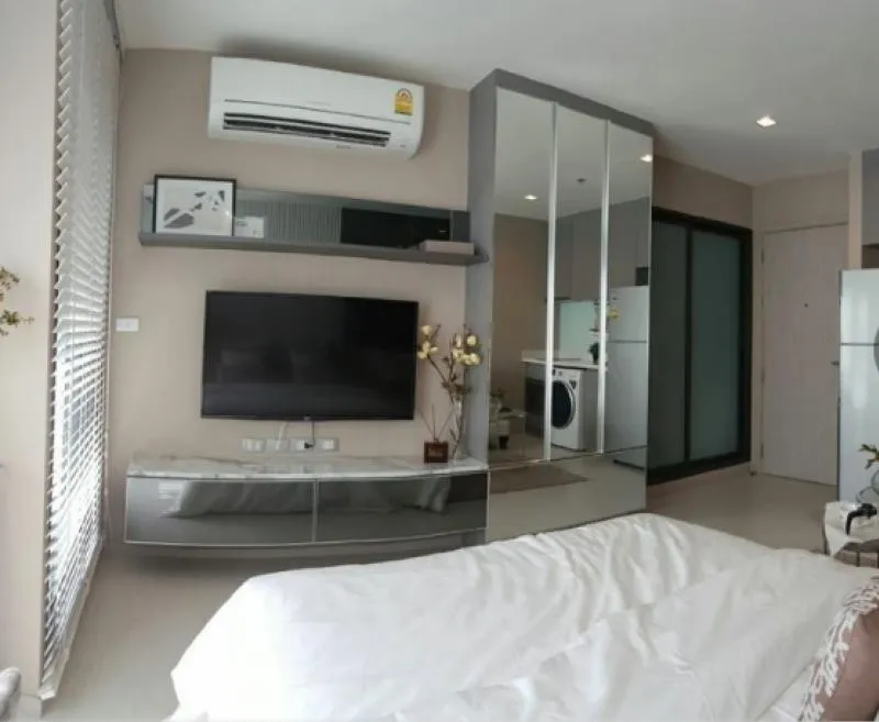 ขายคอนโด รึทึ่ม สุขุมวิท 36-38 ชั้น 10 วิวตึกสูง วิวไม่บลอ็ค พร้อมอยู่ รีบคว้าเลย!!