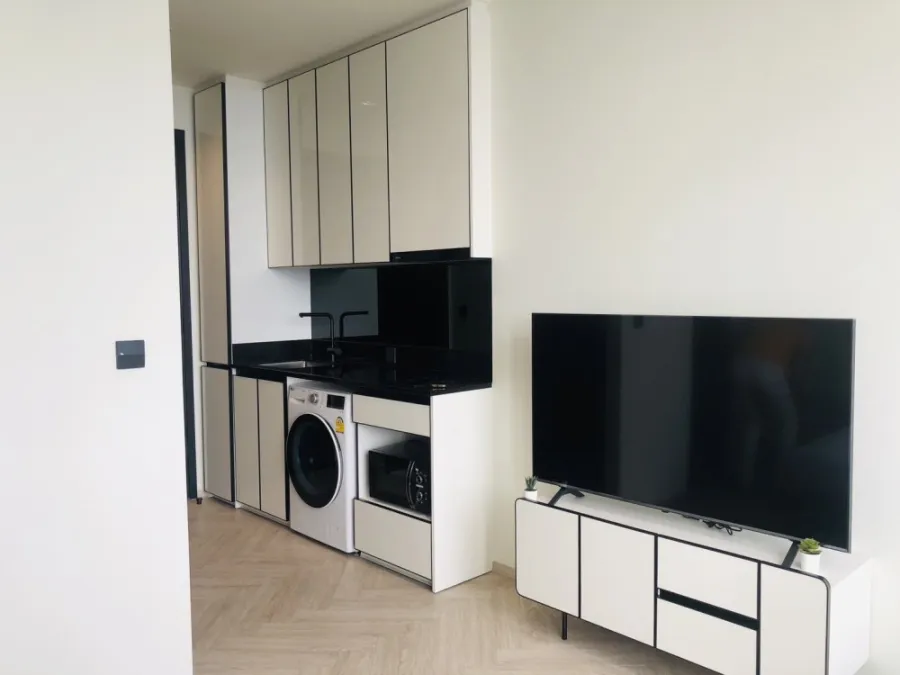 Condo for rent Chapter Charoennakhon - Riverside, nice room, 37th floor, river view, good like this, don't miss it.