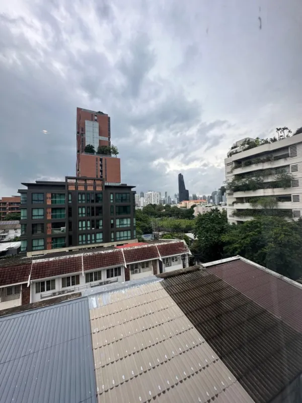 ให้เช่า!! คอนโด ไอดีโอ โมบิ สุขุมวิท 40 ตกแต่งเป็นดูดีมีสไลต์ เฟอร์นิเจอร์แน่นๆ จัดได้ลงตัวสุดๆ!!