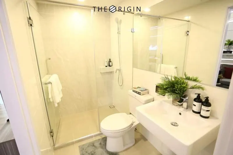ขายดาวน์ The Origin Phahol Saphanmai ชั้น 3 วิวสระ ทำเลดี (ของแถมเพียบ) รีบเลย!!