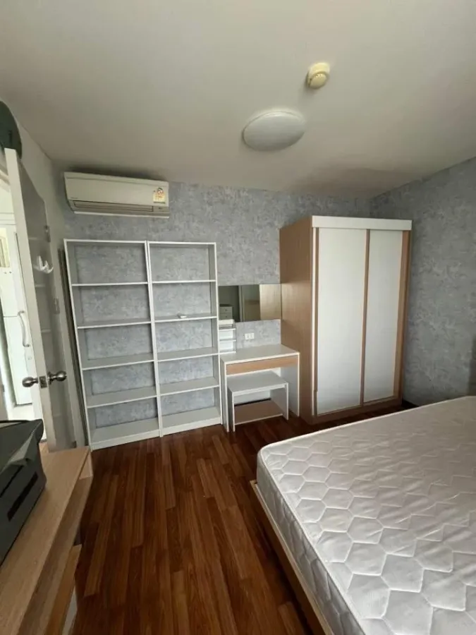 For rent: U Ratchayothin, 44 sq m, fully furnished and ready to move in (8th floor, corner unit). Highly recommended!