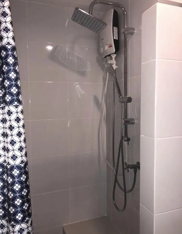 For sale: The Kith Plus Sukhumvit 113, 3rd floor, not very high, simply decorated room, hurry and reserve your place as an owner.