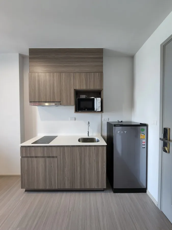 Condo for rent, The Parkland Petchkasem 56, spacious room, comfortable, 19th floor, Supalai garden view There is no building to block the reservation.