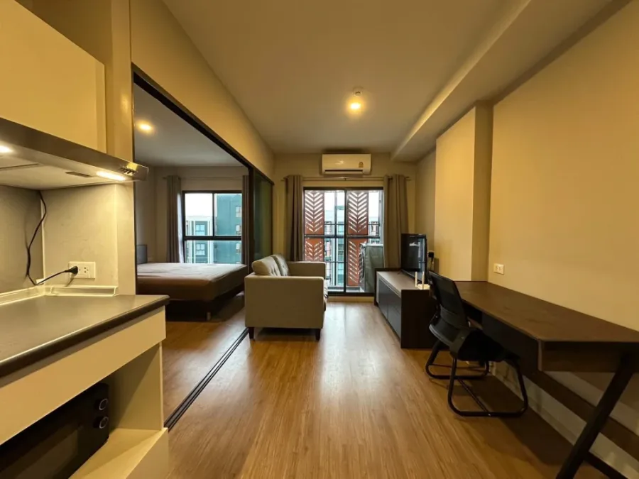 Condo for rent at Lumpini Selected Charan 65 - Sirindhorn Station. Ready to move in. Convenient and complete amenities all in one place. Book now!