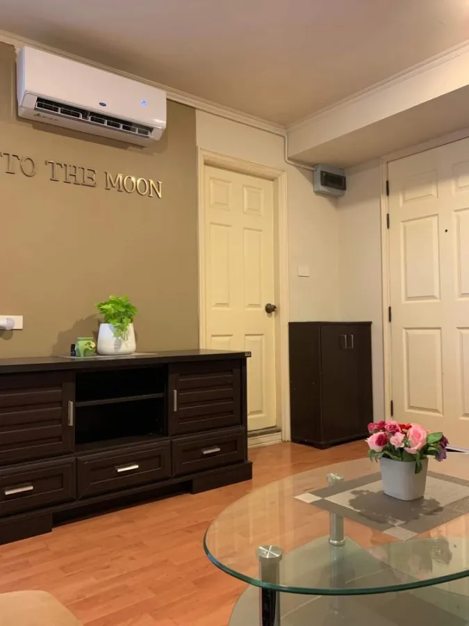 Condo for rent, Lumpini Ville, cultural center, beautiful view, no other buildings The building is near the entrance. Book now.