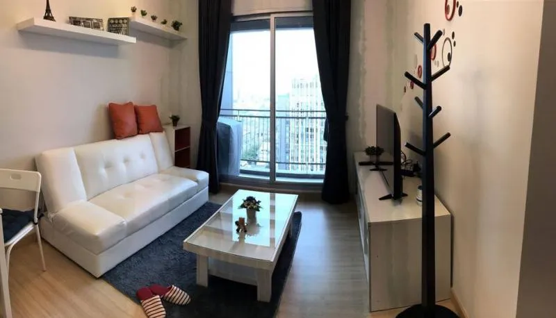 ให้เช่า THRU THONGLOR CONDO ห้องสวย แต่งครบ เฟอร์จัดเต็ม บอกเลยว่าคุ้มสุดๆๆ รีบจับจองกันด่วนๆๆ
