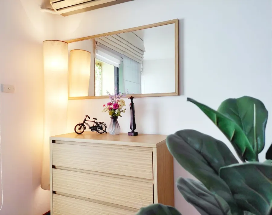 Condo for rent at Pipat Place. Fully furnished with appliances. Just bring your suitcase and move in! Don't wait!
