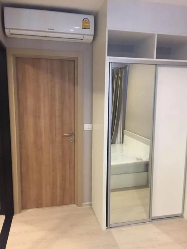 For rent Condolette Mist Rama 9, beautiful room, fully furnished, ready to move in City view, good atmosphere Don't wait, hurry