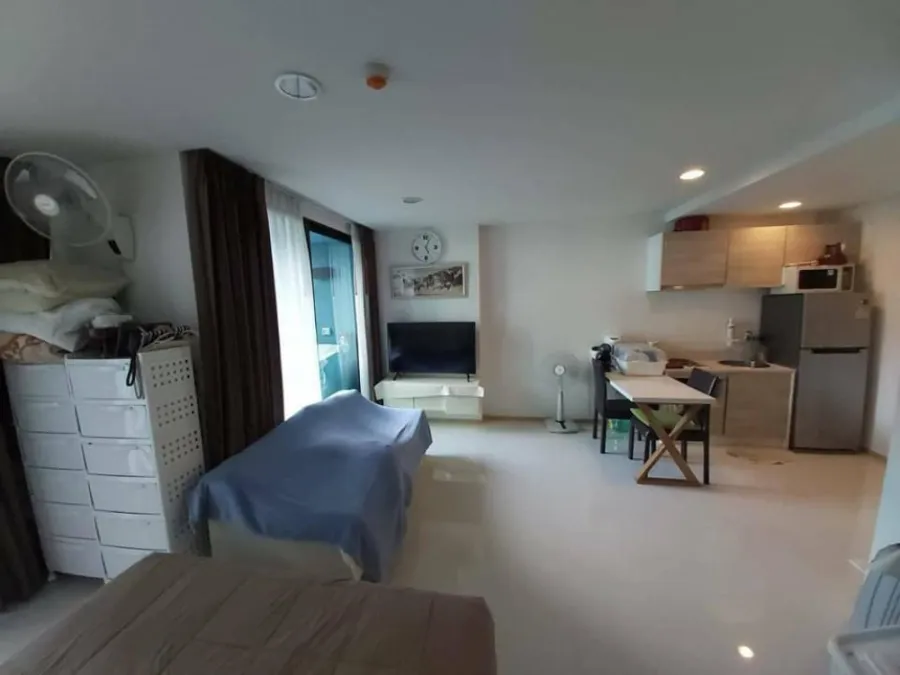 Sale Acqua Condominium Pattaya Pool View Fully furnished, ready to move in. Don't wait, hurry up.