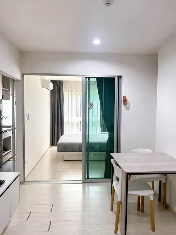 For sale or rent: The Kith Plus Phahonyothin Khukot. A comfortable unit with complete amenities. Don't miss this great opportunity!