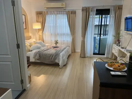 For rent 624 Condolette Ratchada 36, decorated room, very sleepy, minimalist style, minimalist, good price, can't reserve now.
