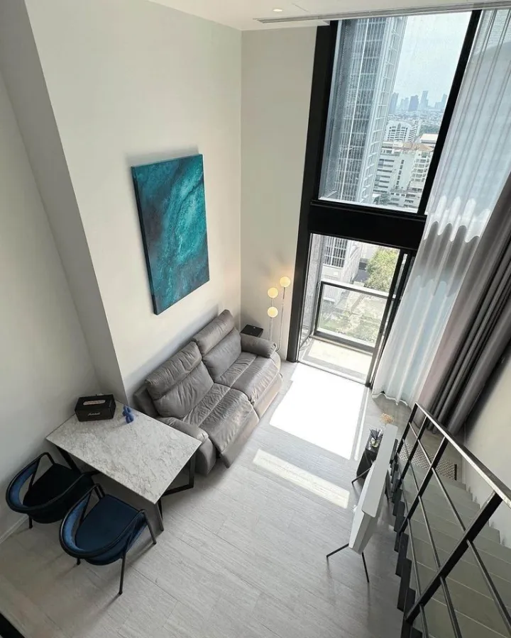 ขาย คอนโด The Loft Silom ห้องสองชั้น ตกแต่งสวย สไตล์โมเดิร์น เครื่องใช้ไฟฟ้าครบ จองเลยจ้า