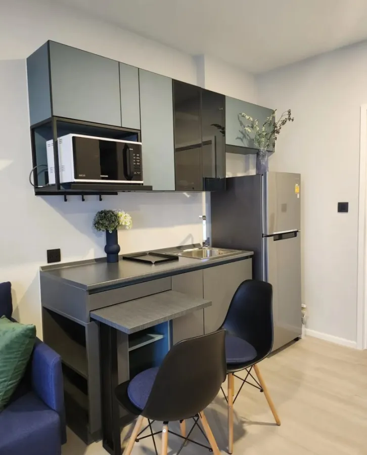 For sale, for rent, Condo The Key MRT Phetkasem 48, fully furnished and equipped with electrical appliances, very comfortable, hurry and book now.