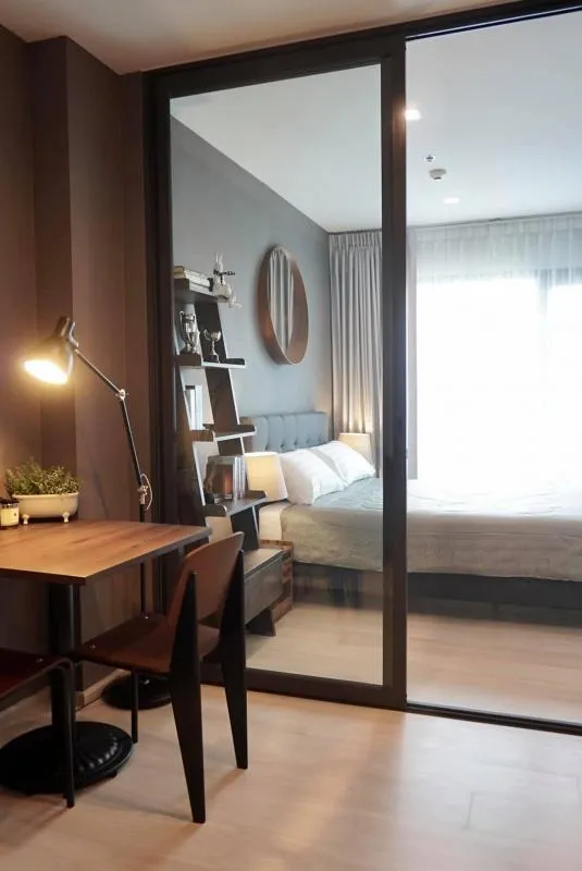 Condo for rent, Life One Wireless, beautiful room, high floor, expressway view, fully furnished, super nice, central luxury Easy to travel near BTS Hurry and grab it.