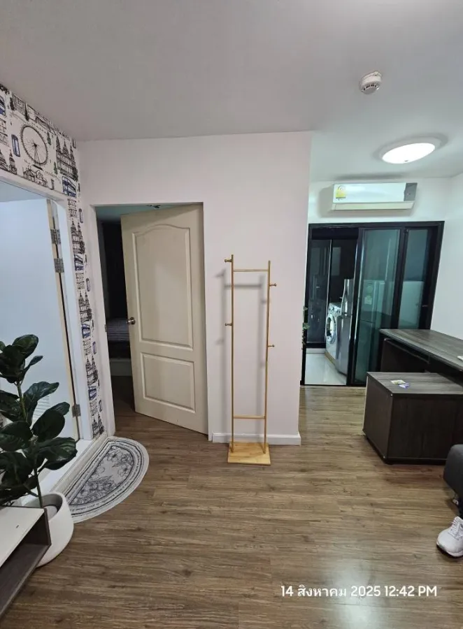 For rent: I Condo Salaya, 2nd floor, Building C, with good wallpaper and complete electrical appliances. Reserve now!