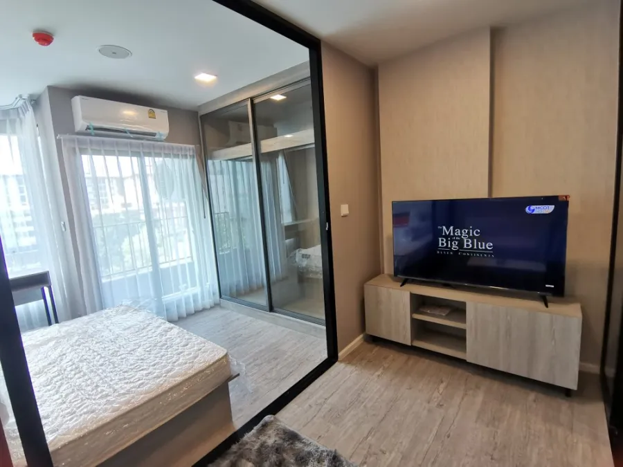 For rent, Kev Eva, 6th floor, new room, unboxed, fully decorated, can carry the bag and move in right away, book now, hurry up.