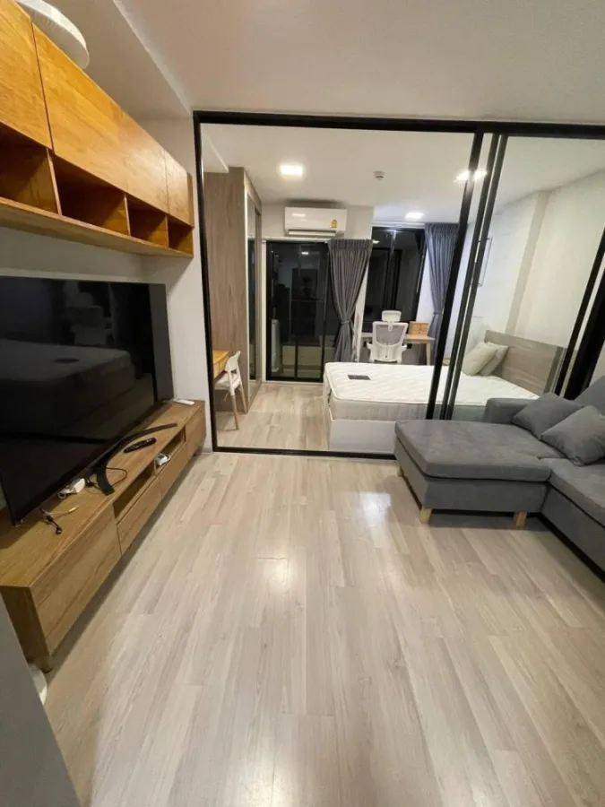 ขาย Plum condo สะพานใหม่ ห้องดูดี กั้นห้องเป้นส่วนตัว ไม่โดนแดดบ่าย ห้องเย็นสบายมาก จองได้เลย