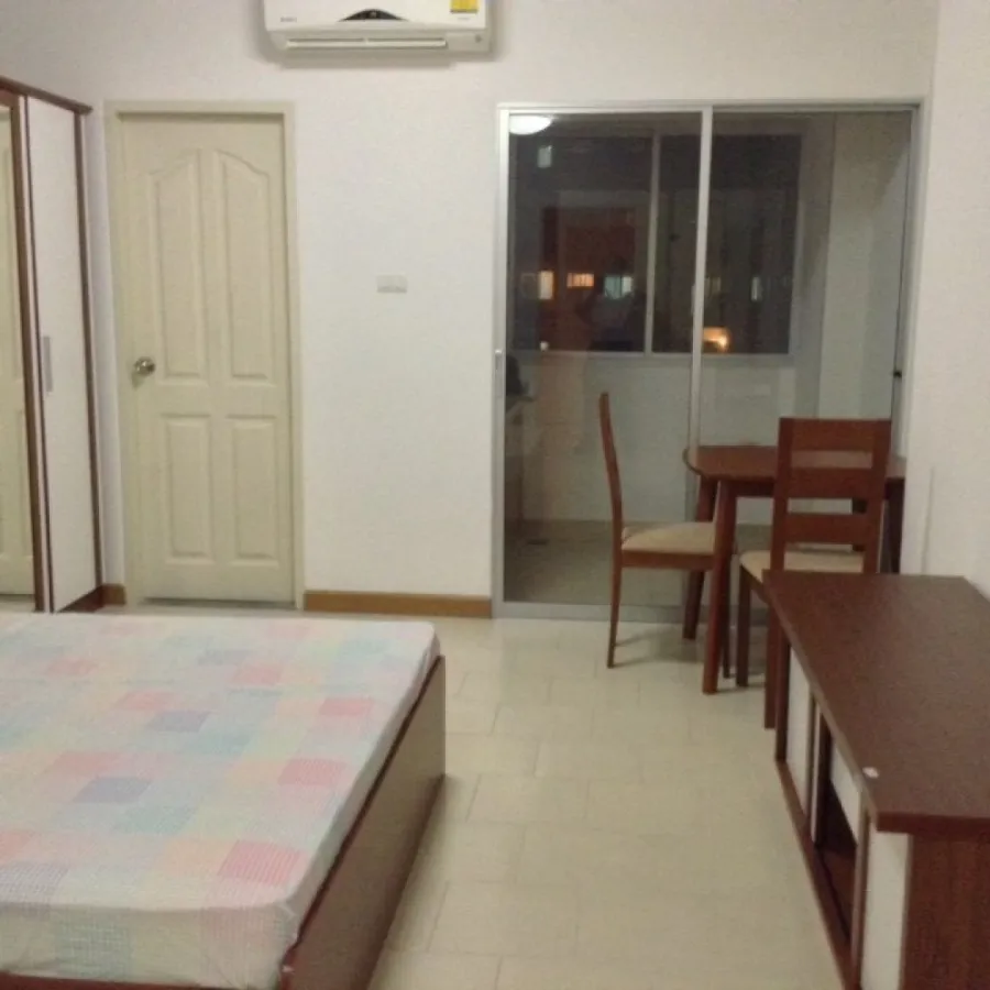 Sell/rent City Home Rattanathibet, studio room, 7th floor, beautiful pool view, fully furnished. This price is very worthwhile. Book now.