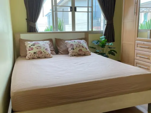 For rent urgently!! Condo Lumpini Town Bodindecha-Ramkhamhaeng, beautiful room, fully furnished, ready to move in. Don't miss it!!