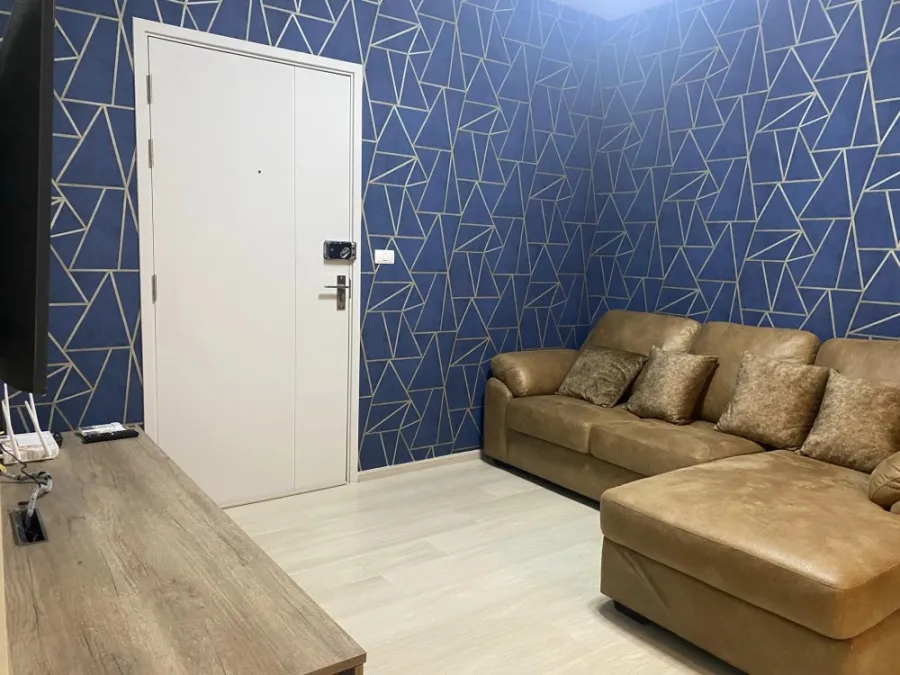 For rent Unio Ramkhamhaeng-Serithai Big screen TV, watch movies to your heart's content. Comes with a leather sofa that is comfortable to sit on and n