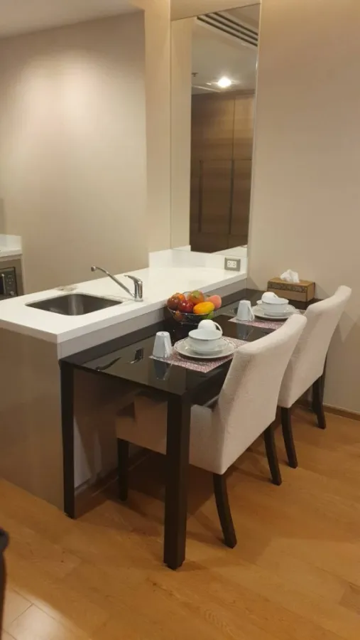 ให้เช่า!! คอนโด ดิ แอดเดรส สาทร ห้องเลขที่ 98/163 ห้องสวย ตกแต่งพร้อมอยู่ รีบจองเลย!!