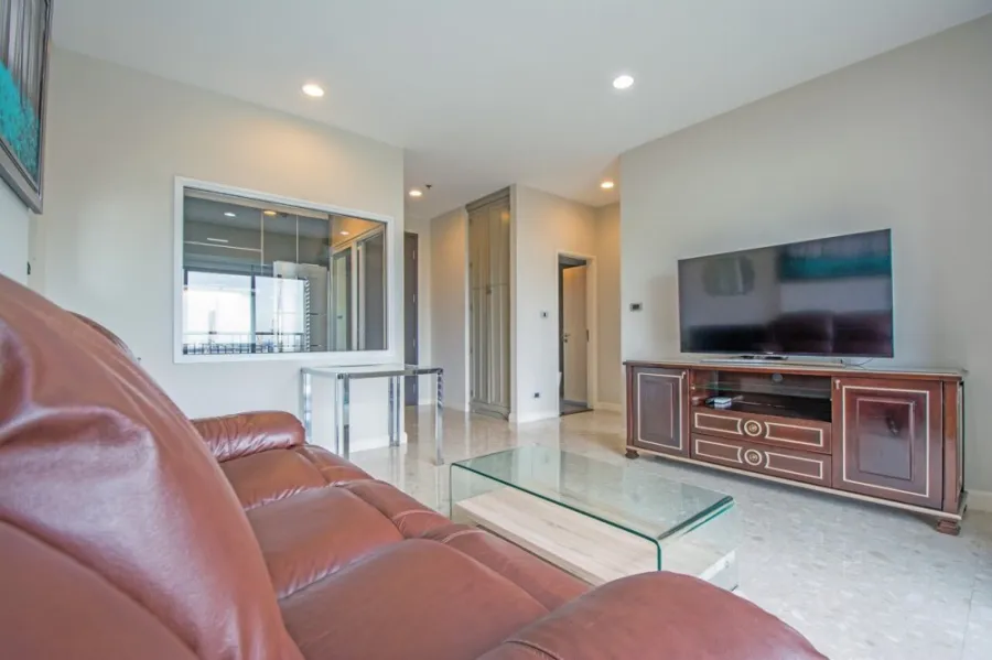 Sell / rent Condo The Crest Sukhumvit 34, fully furnished, ready to move in, hurry!