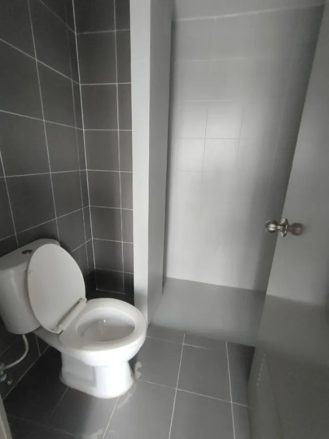 For rent: Be Condo Paholyothin, 4th floor, nice room, fully furnished, reserve now, don't miss out!