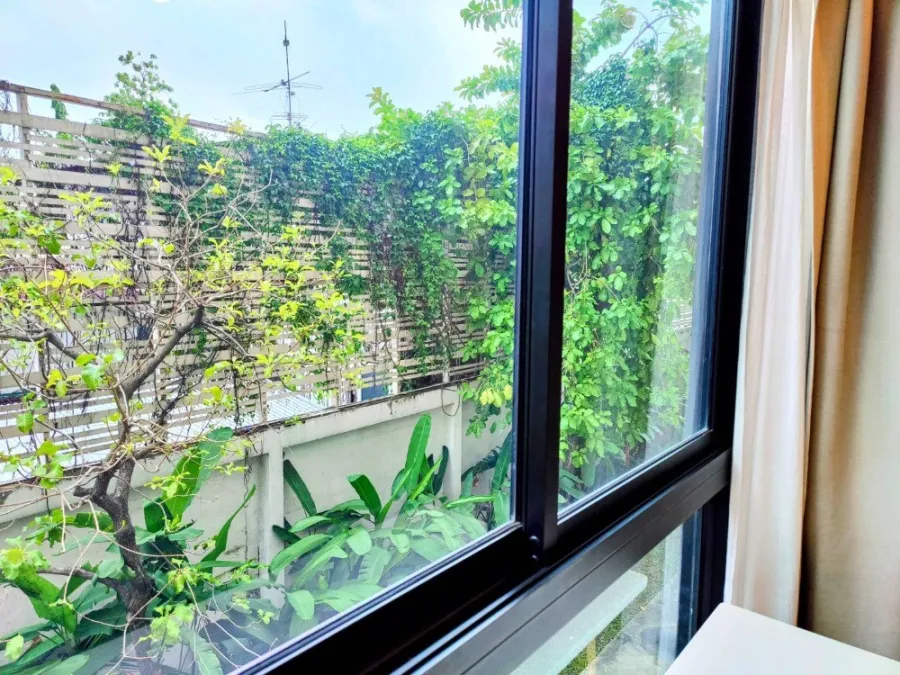 Urgent sale!! S One Rama 9, 2nd floor, Building B, fully furnished, good price, ready to pack your bags and move in!!