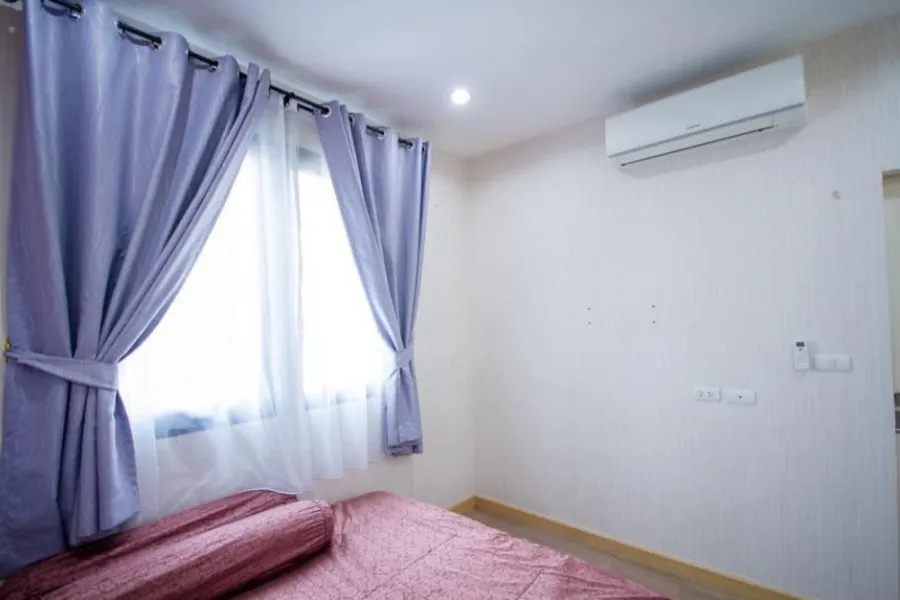 ให้เช่า Astro Condominium ห้องสไตล์โมเดิร์น ติดวอร์อย่างดี เฟอร์ครบ หิ้วกระเป๋าเข้าอยู่ได้เลยจ้า
