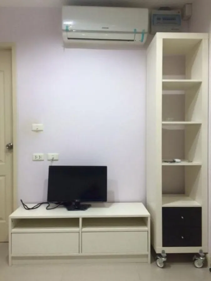 ขาย ลีโว ลาดพร้าว 18 ห้องติดวอลเปเปอร์อย่างดี เครื่องใช้ไฟฟ้าพร้อมเข้าอยู่ จองเลยจ้า ด่วนๆ