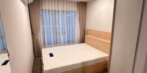 ให้เช่าคอนโด Regent Home วุฒากาศ ห้องน่าอยู่ ชั้น 10 วิวสระน้ำ มีกระจกกั้นห้องนอน เฟอร์นิเจอร์บิ้วอิน ย้ายด่วนๆ