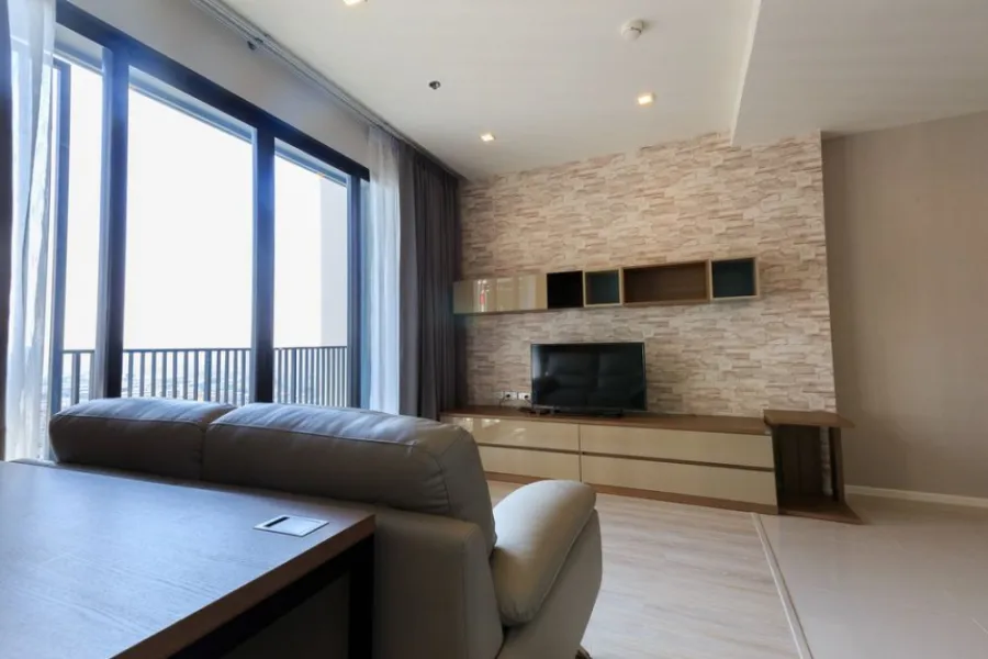 ห้องนี้ห้ามพลาด For Rent ควินน์ คอนโดมิเนียม ห้องว้าง ชั้นสูง ได้วิวเมืองและสระ ฟินสุดๆ รีบจองด่วนๆ